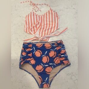 Kortni Jeane  small top & medium bottom